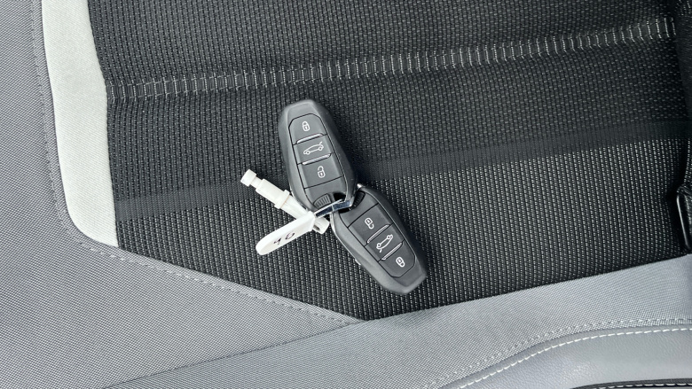 Vauxhall Mokka 100kW Elite Premium 50kWh 5dr Auto Electric Hatchback